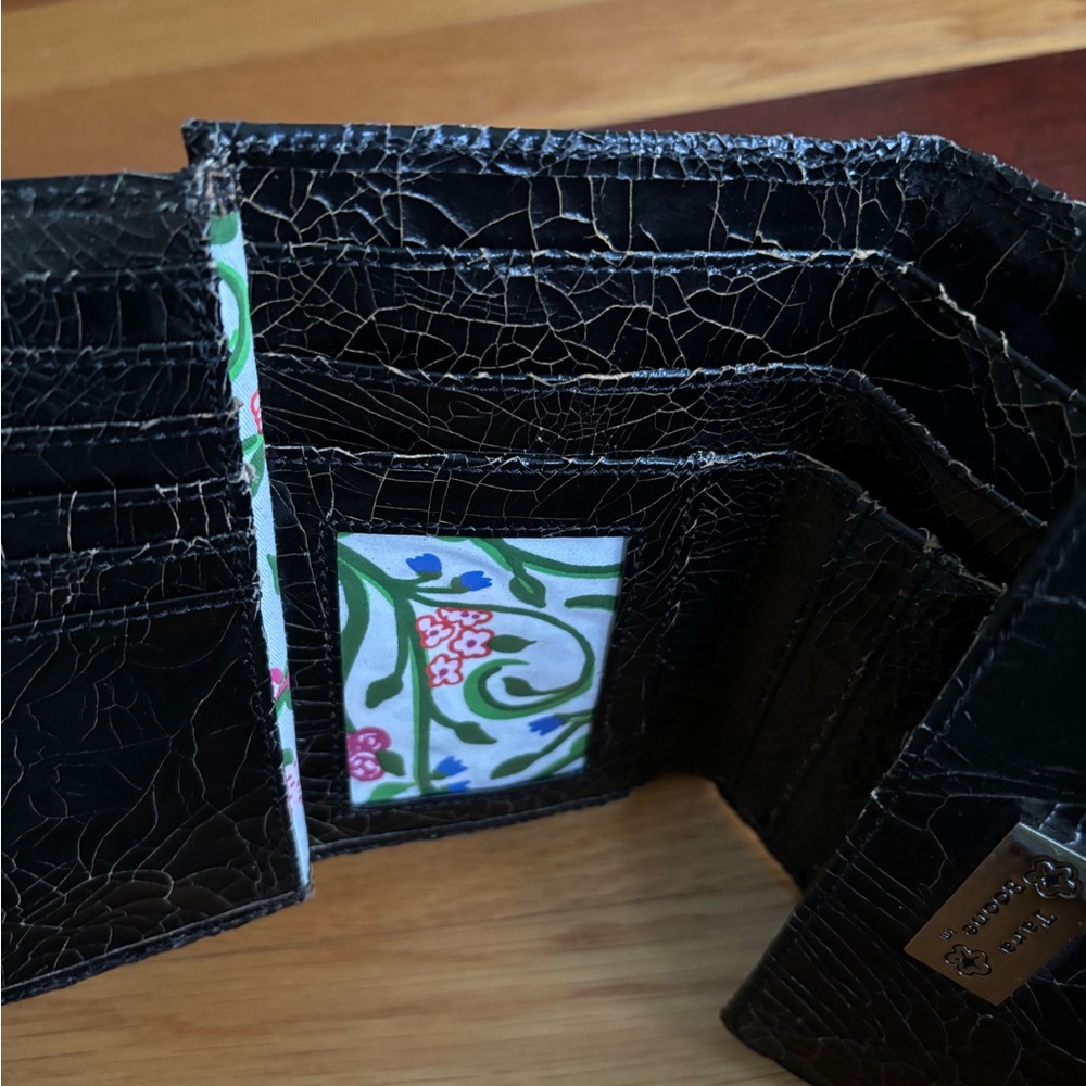 NWT Tara Boone Women's Wallet - Picture 4 of 8